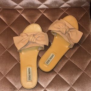 Steve Madden Bow sandals